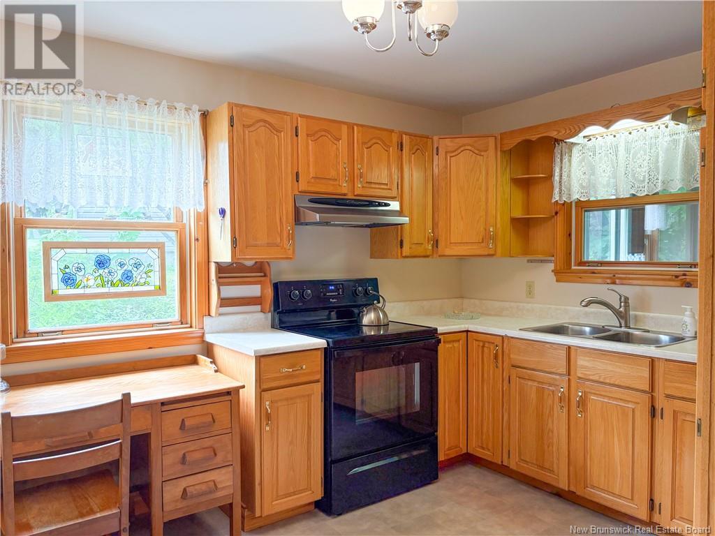 18 Russet Crescent, Florenceville-Bristol, New Brunswick  E7L 2X2 - Photo 21 - NB120224