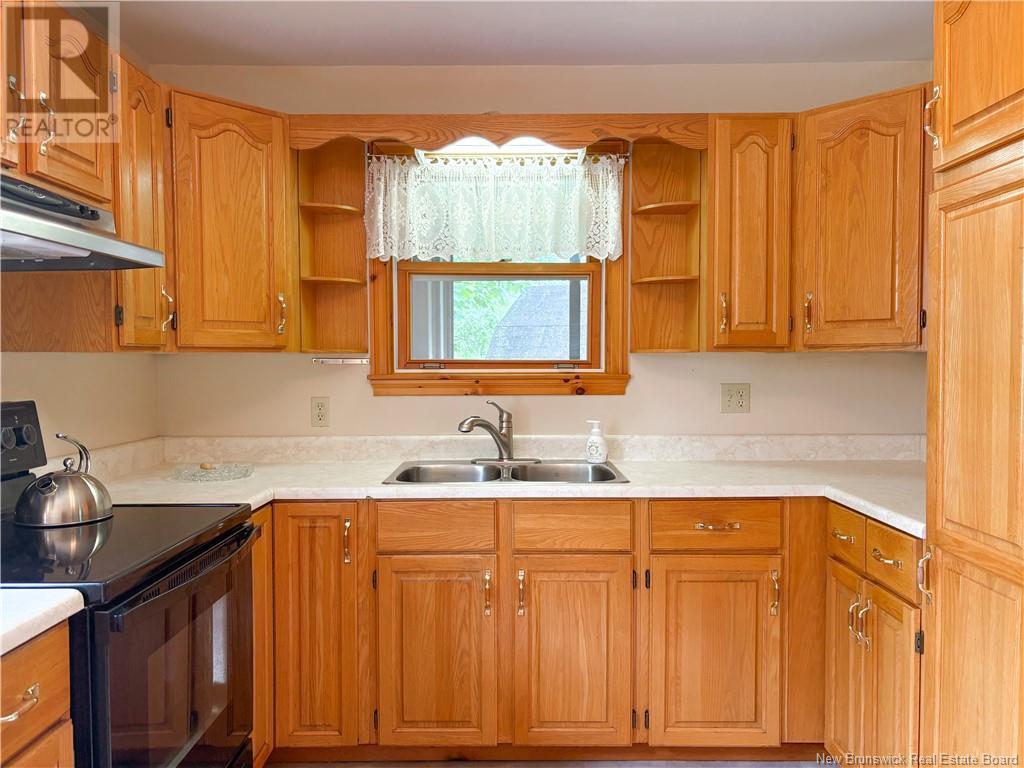18 Russet Crescent, Florenceville-Bristol, New Brunswick  E7L 2X2 - Photo 22 - NB120224