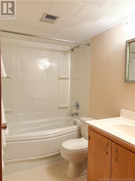 18 Russet Crescent, Florenceville-Bristol, New Brunswick  E7L 2X2 - Photo 34 - NB120224