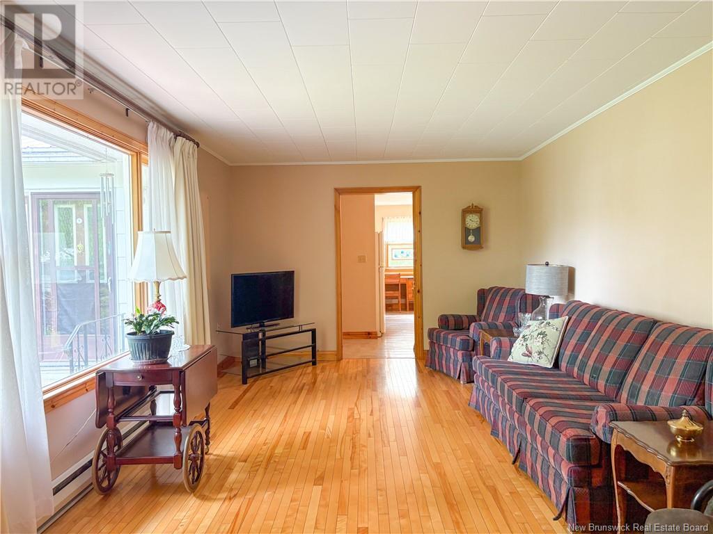 18 Russet Crescent, Florenceville-Bristol, New Brunswick  E7L 2X2 - Photo 9 - NB120224