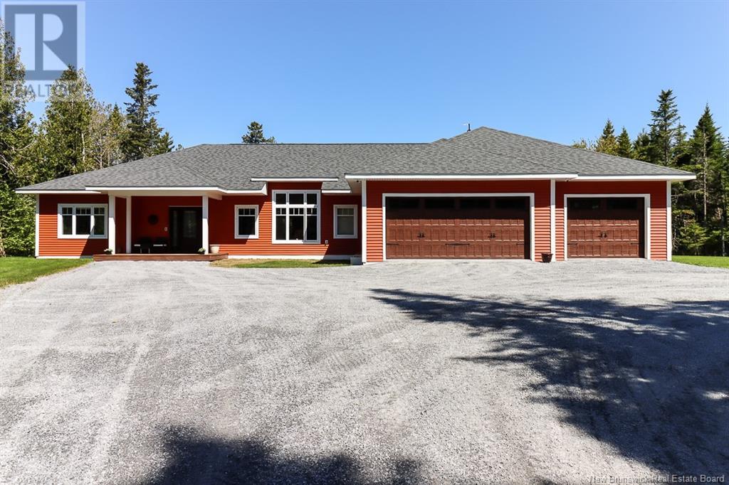 25 McLellan Drive, Willow Grove, New Brunswick