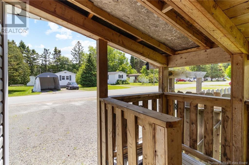 188 Mcgee Street, Fredericton, New Brunswick  E3B 8M1 - Photo 3 - NB120458