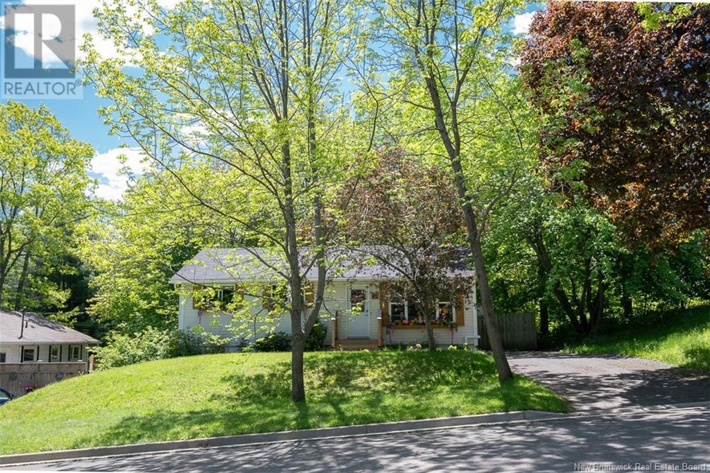 63 Leicester Street, Fredericton, New Brunswick  E3B 4N5 - Photo 32 - NB120365