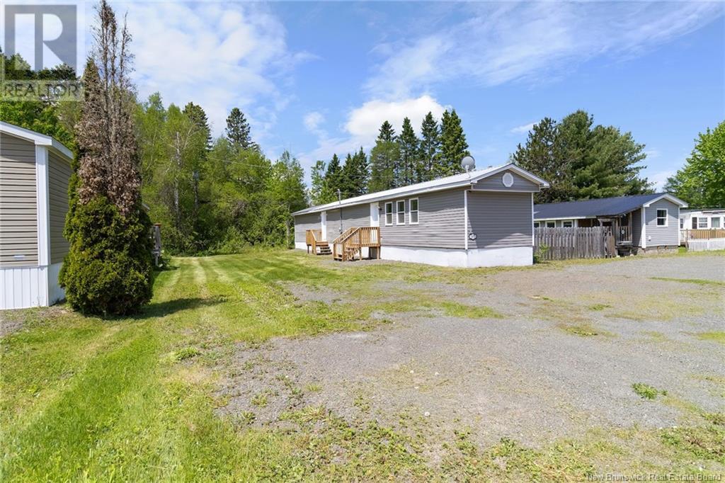 187 Mcgee Street, Fredericton, New Brunswick  E3B 8N1 - Photo 1 - NB120473