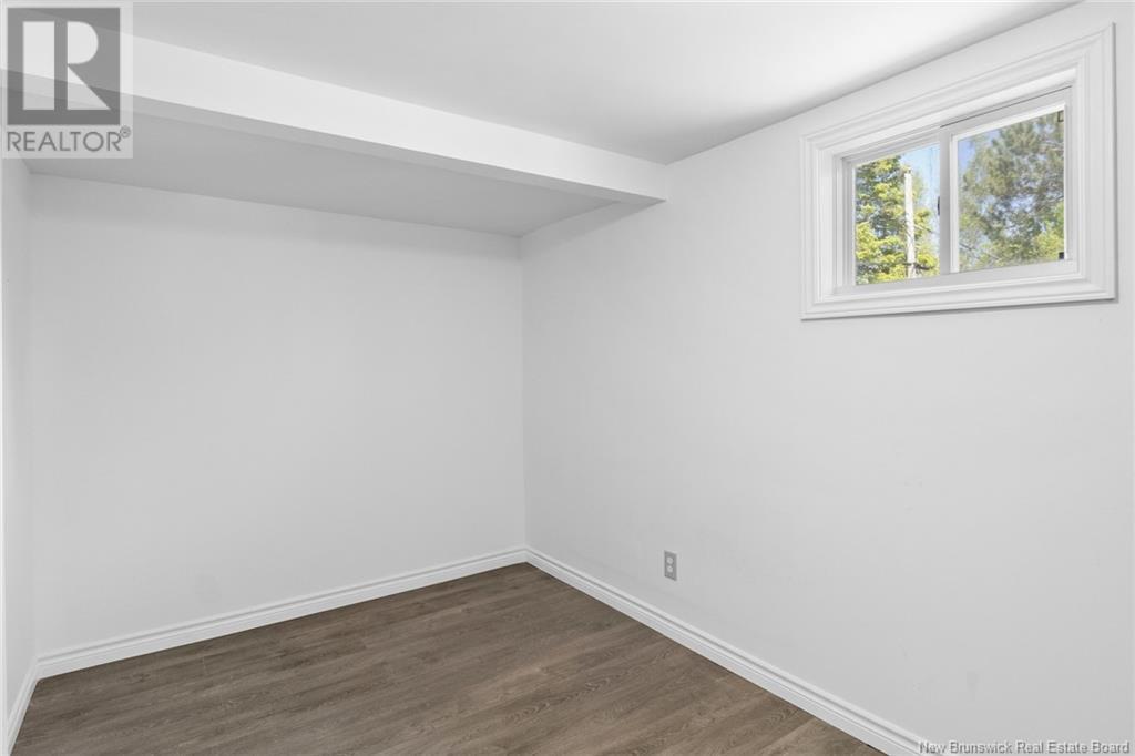 187 Mcgee Street, Fredericton, New Brunswick  E3B 8N1 - Photo 15 - NB120473