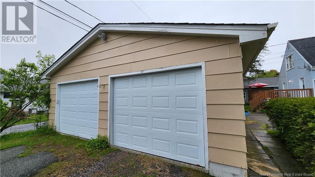 398 Argyle Street, Saint John, New Brunswick  E2M 3A6 - Photo 3 - NB120507