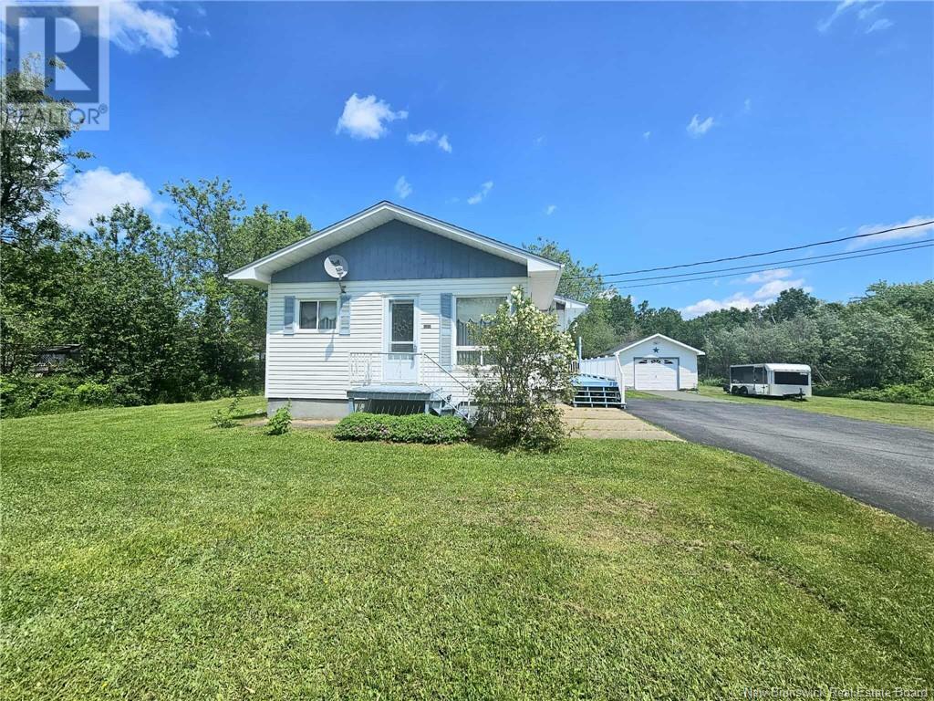 2625 Miramichi, Bathurst, New Brunswick