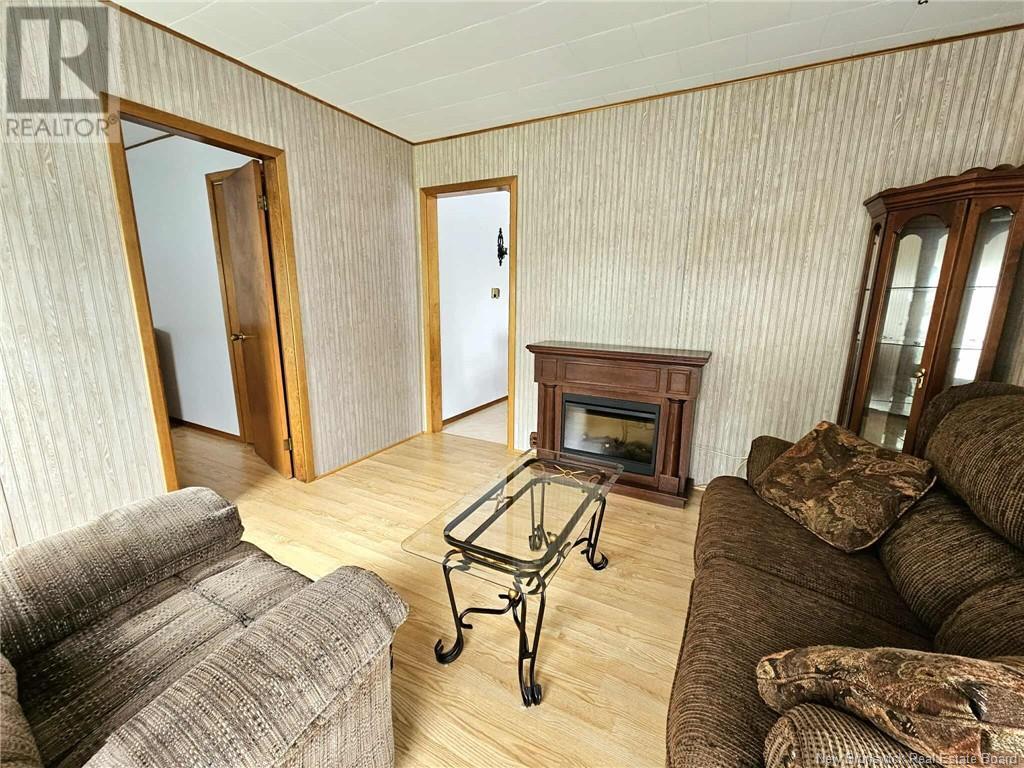 2625 Miramichi, Bathurst, New Brunswick  E2A 6K1 - Photo 21 - NB120531