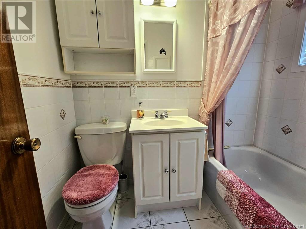 2625 Miramichi, Bathurst, New Brunswick  E2A 6K1 - Photo 23 - NB120531