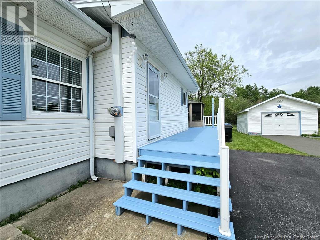 2625 Miramichi, Bathurst, New Brunswick  E2A 6K1 - Photo 7 - NB120531
