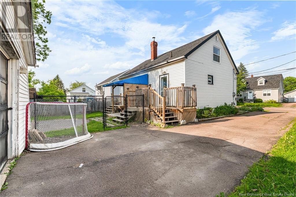 24 Fifth Street, Moncton, New Brunswick  E1E 3G9 - Photo 29 - NB120527