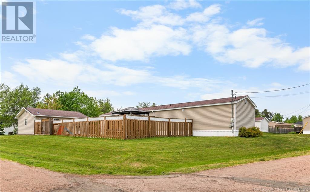 26 Blue Ash, Moncton, New Brunswick  E1H 3R3 - Photo 32 - NB120525