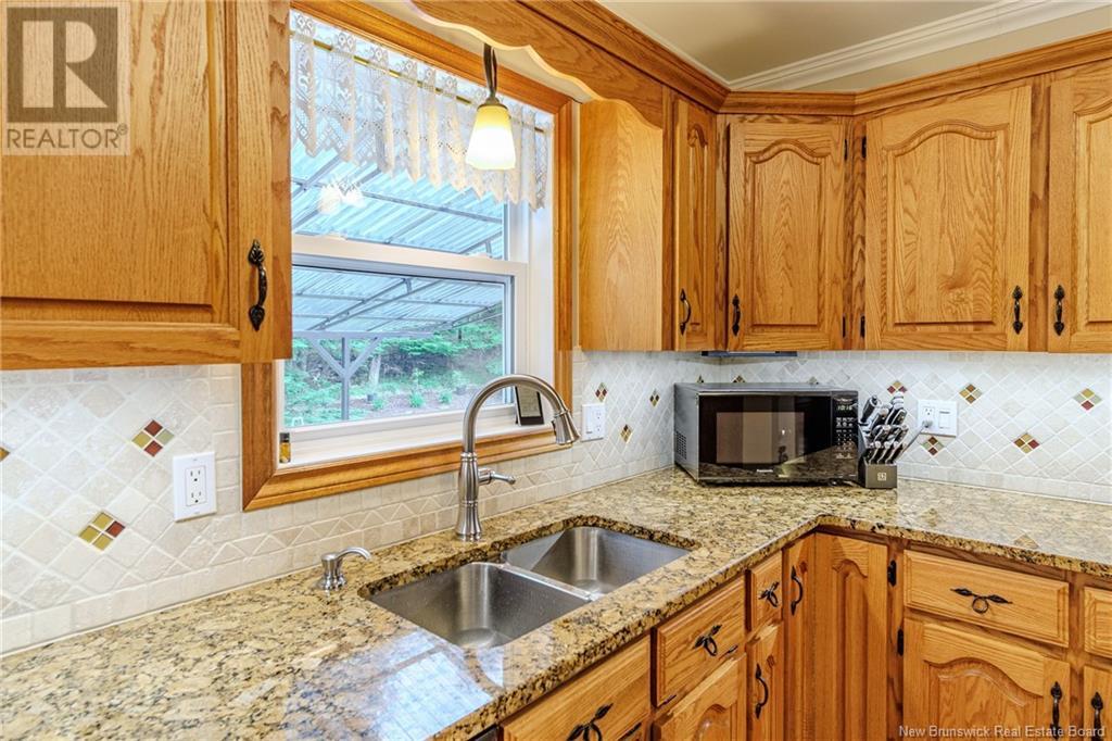 249 Ragged Point Road, Saint John, New Brunswick  E2K 5B5 - Photo 9 - NB120429