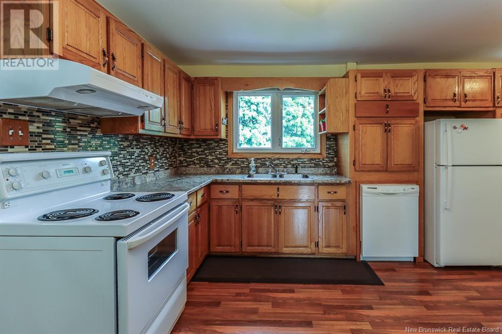 15 Balfour Street, Saint John, New Brunswick  E2K 3B1 - Photo 14 - NB120434