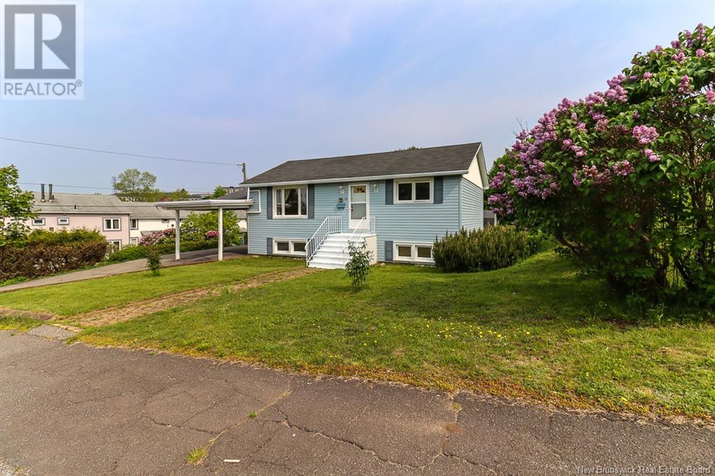 15 Balfour Street, Saint John, New Brunswick  E2K 3B1 - Photo 2 - NB120434