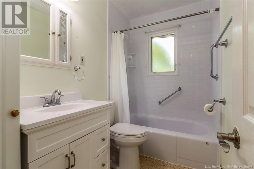 15 Balfour Street, Saint John, New Brunswick  E2K 3B1 - Photo 24 - NB120434