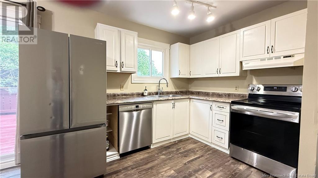 165 Woodhaven Drive, Saint John, New Brunswick  E2K 4M4 - Photo 12 - NB120390