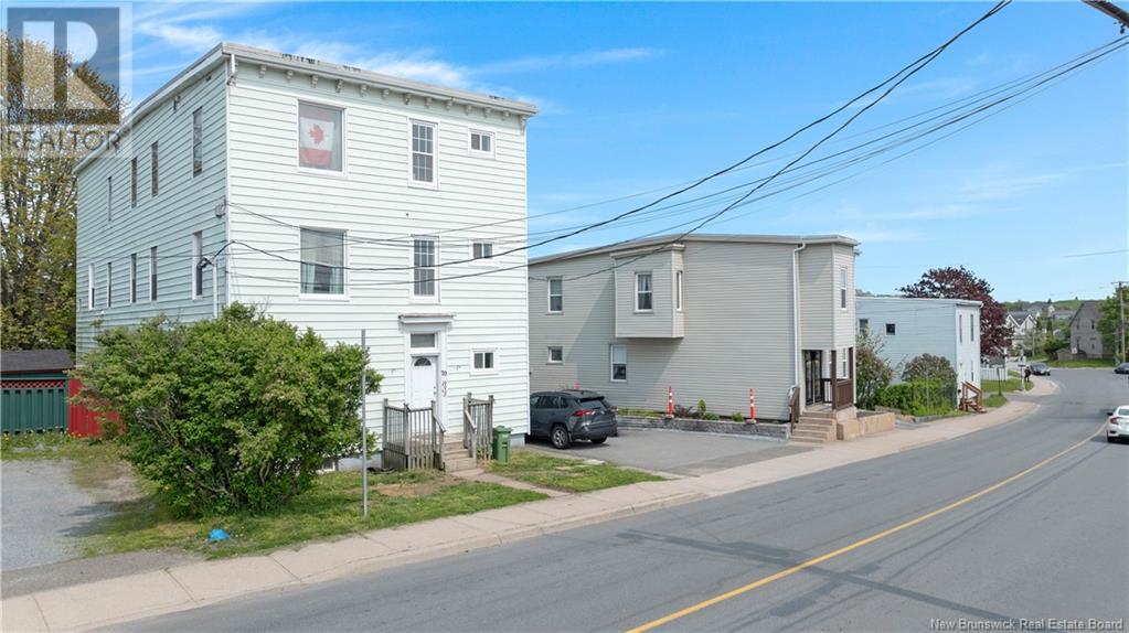 70 Millidge Avenue, Saint John, New Brunswick  E2K 2L9 - Photo 3 - NB120574