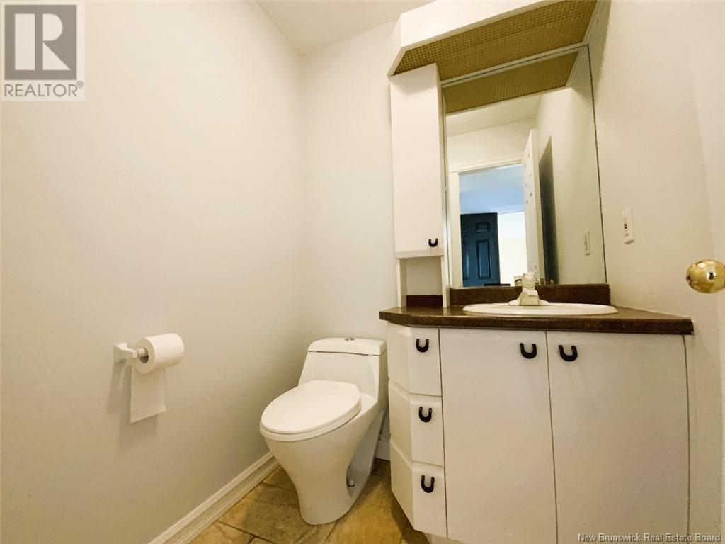 42 Thibaudeau Avenue, Edmundston, New Brunswick  E3V 4Z1 - Photo 6 - NB120573