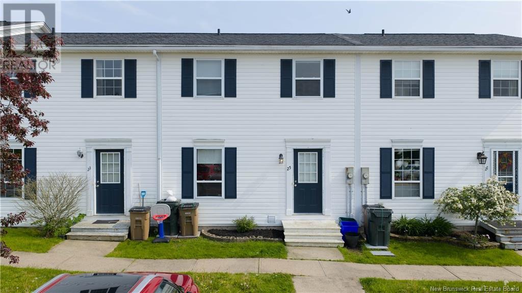 25 Meadowland Terrace, Saint John, New Brunswick