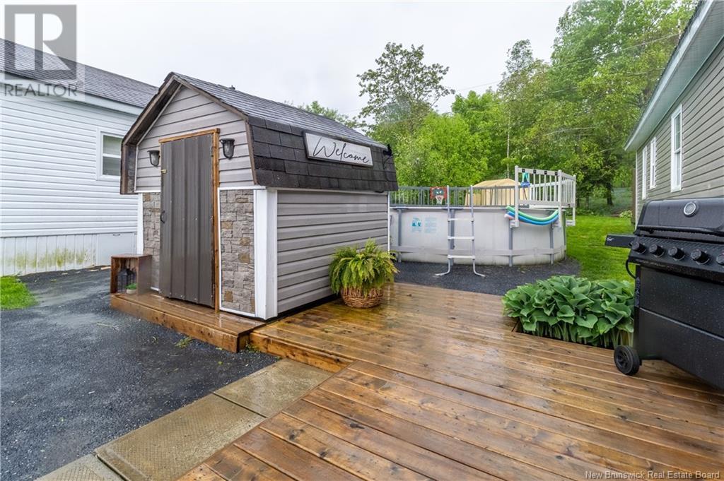 9 Chestnut Street, Woodstock, New Brunswick  E7M 1K4 - Photo 5 - NB120181