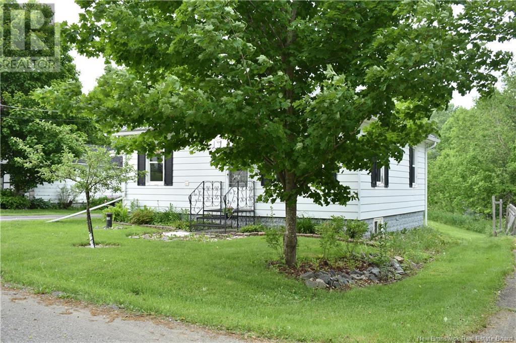 18 Elm Street, Canterbury, New Brunswick  E6G 1J9 - Photo 4 - NB120553