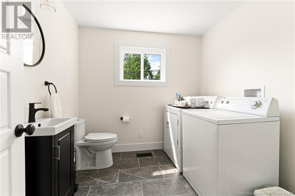 7 Park, Moncton, New Brunswick  E1C 2A5 - Photo 23 - NB120524