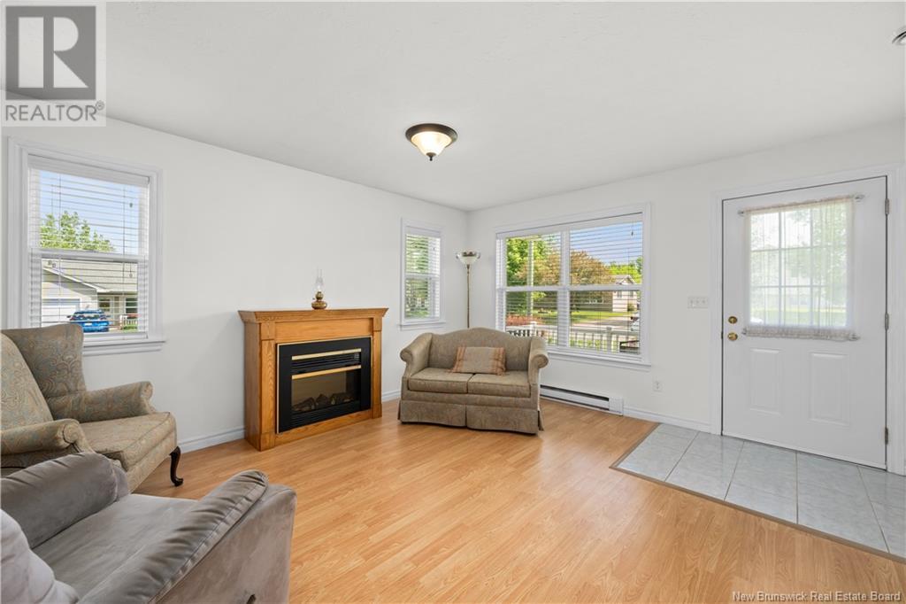 24 Townsend Avenue, Riverview, New Brunswick  E1B 5T6 - Photo 4 - NB120275