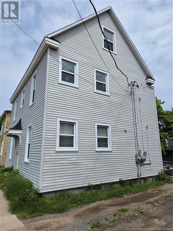 46 Church Avenue, Saint John, New Brunswick  E2M 4P6 - Photo 2 - NB120398