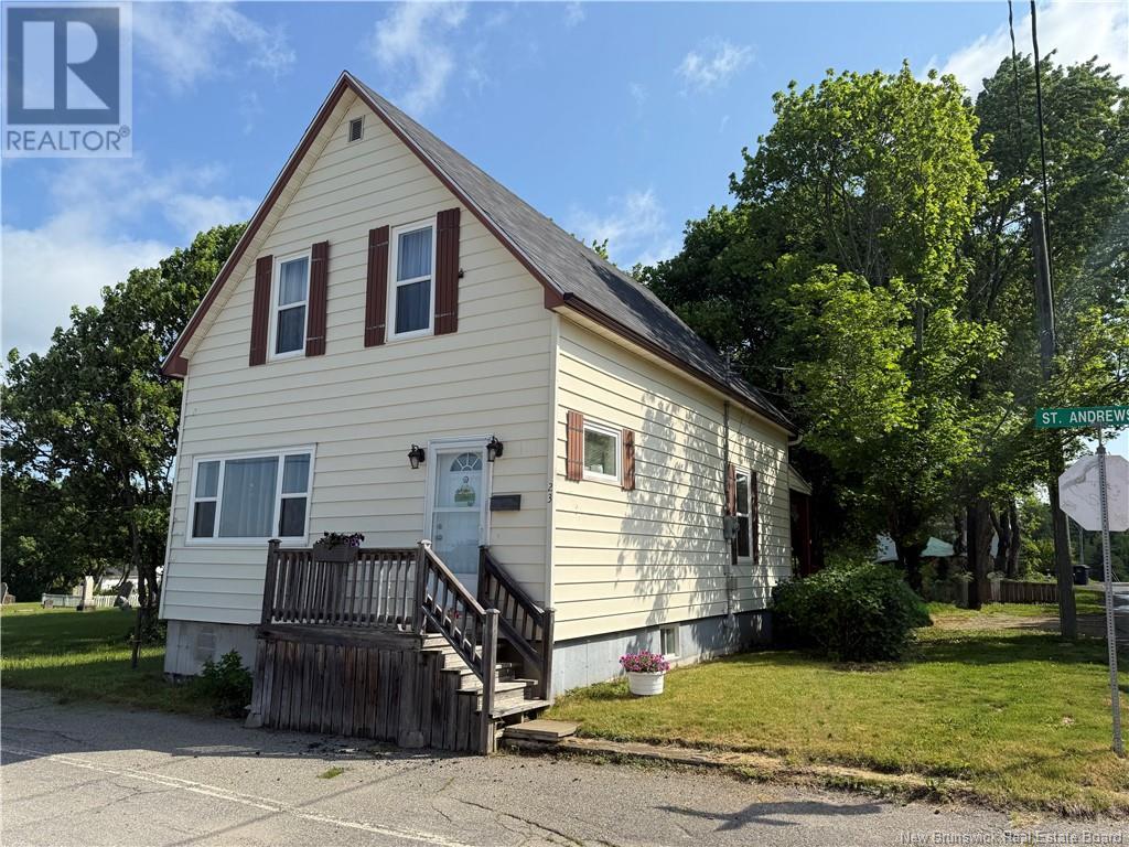 23 St Andrews Street, Miramichi, New Brunswick  E1N 2C4 - Photo 2 - NB120593