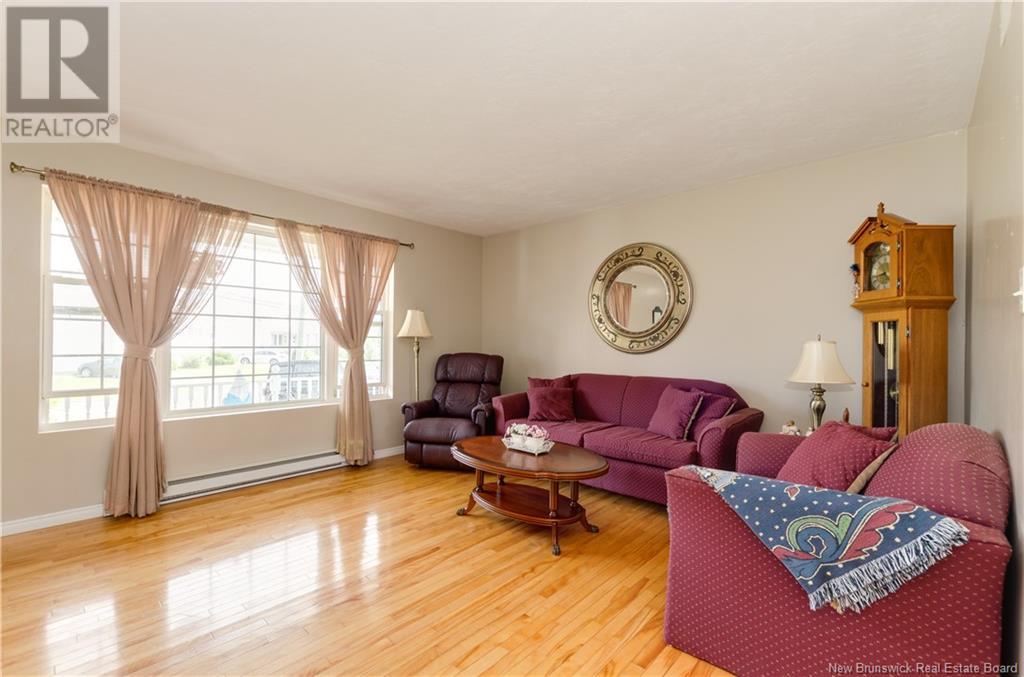 38 Rennick Road, Moncton, New Brunswick  E1G 4T9 - Photo 6 - NB120317
