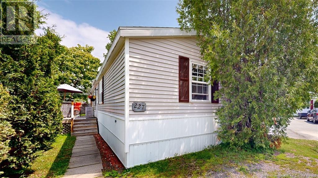 227 Driftwood Loop, Fredericton, New Brunswick  E3B 7P1 - Photo 37 - NB120049