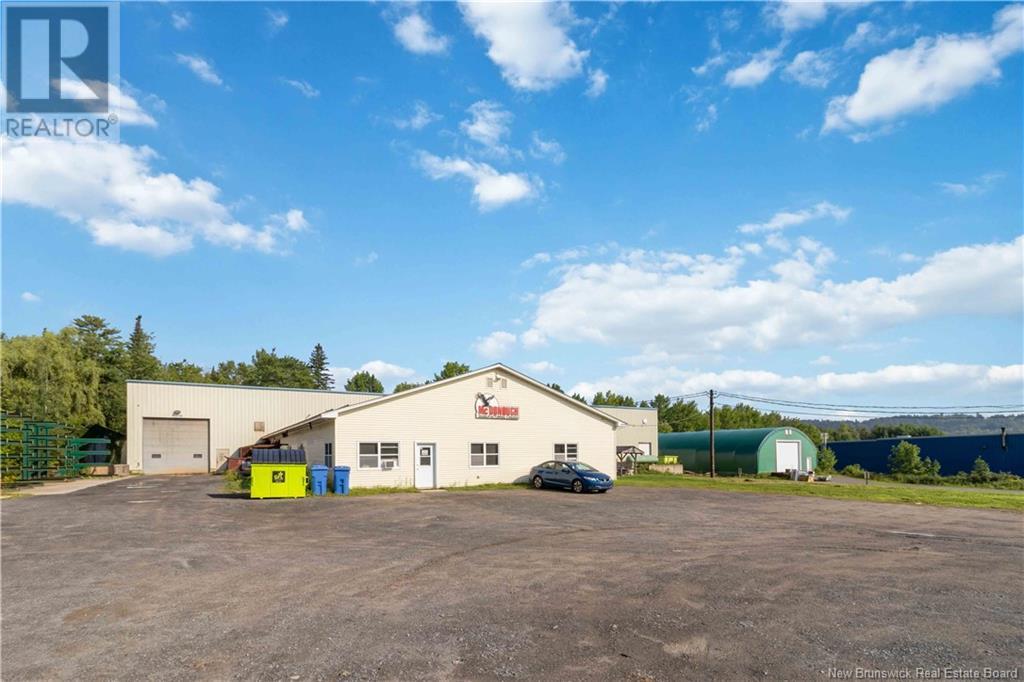 1046 Rte 105, Mactaquac, New Brunswick  E6L 1B3 - Photo 3 - NB120625