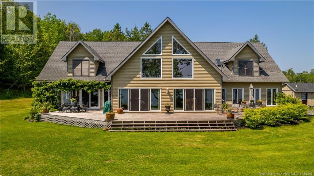 72 Young Lane, Oak Haven, New Brunswick