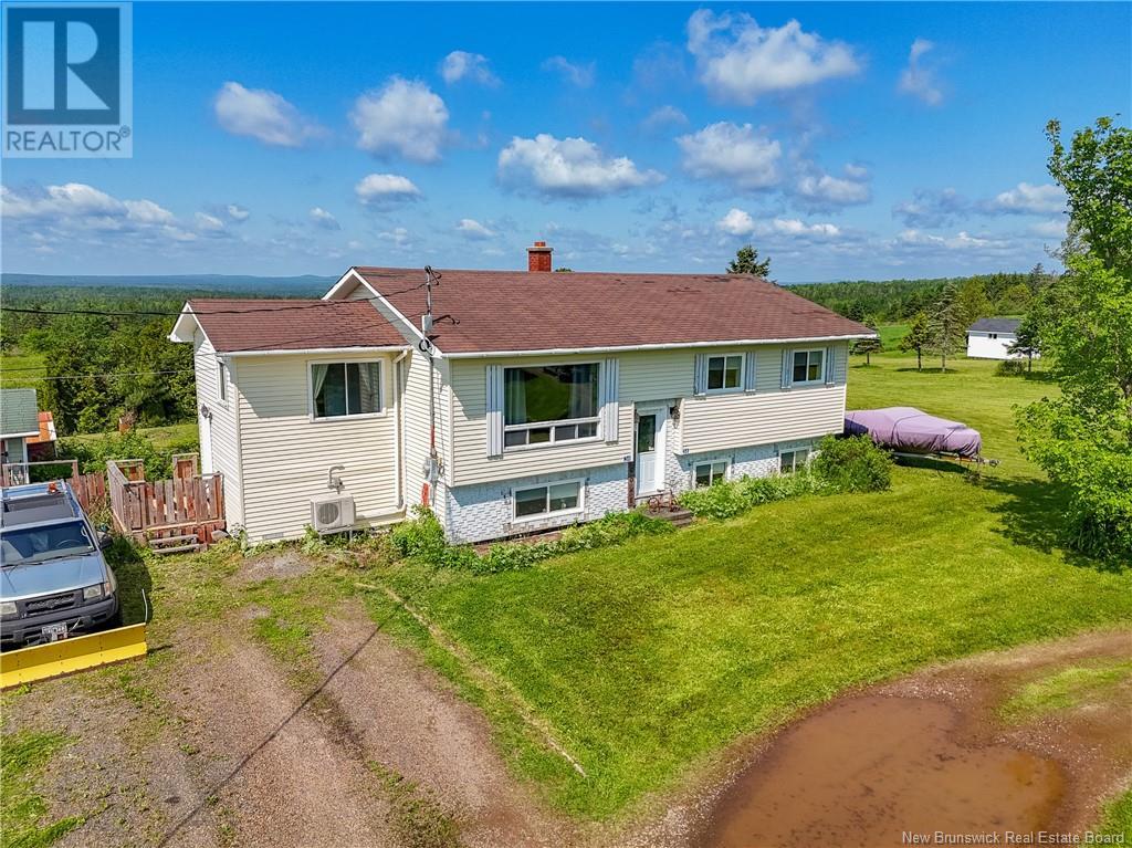 34 Frog Lake Road, Harvey, New Brunswick  E6K 2C7 - Photo 2 - NB120631