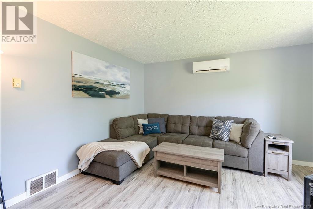 30 Finnamore Street, Oromocto, New Brunswick  E2V 2K1 - Photo 14 - NB120617