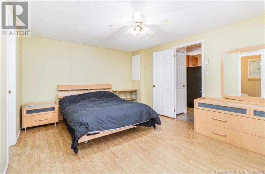 14 Macintosh Street, Fredericton, New Brunswick  E3C 1L8 - Photo 18 - NB120515