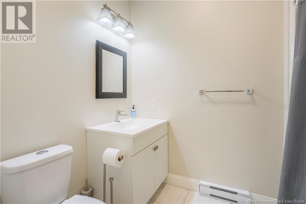855 Smythe Street, Fredericton, New Brunswick  E3B 3G8 - Photo 14 - NB120568