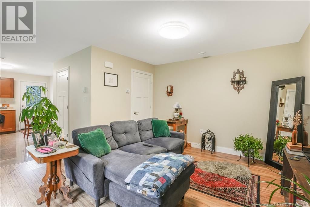 855 Smythe Street, Fredericton, New Brunswick  E3B 3G8 - Photo 35 - NB120568