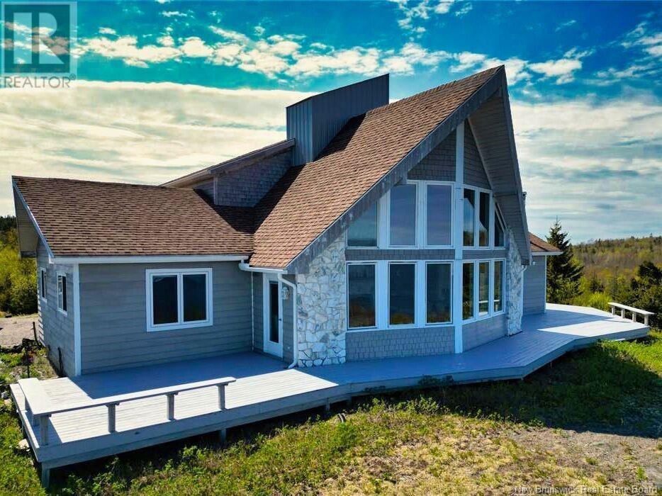 422 Fundy Drive, Wilsons Beach, New Brunswick  E5E 1X2 - Photo 2 - NB120660