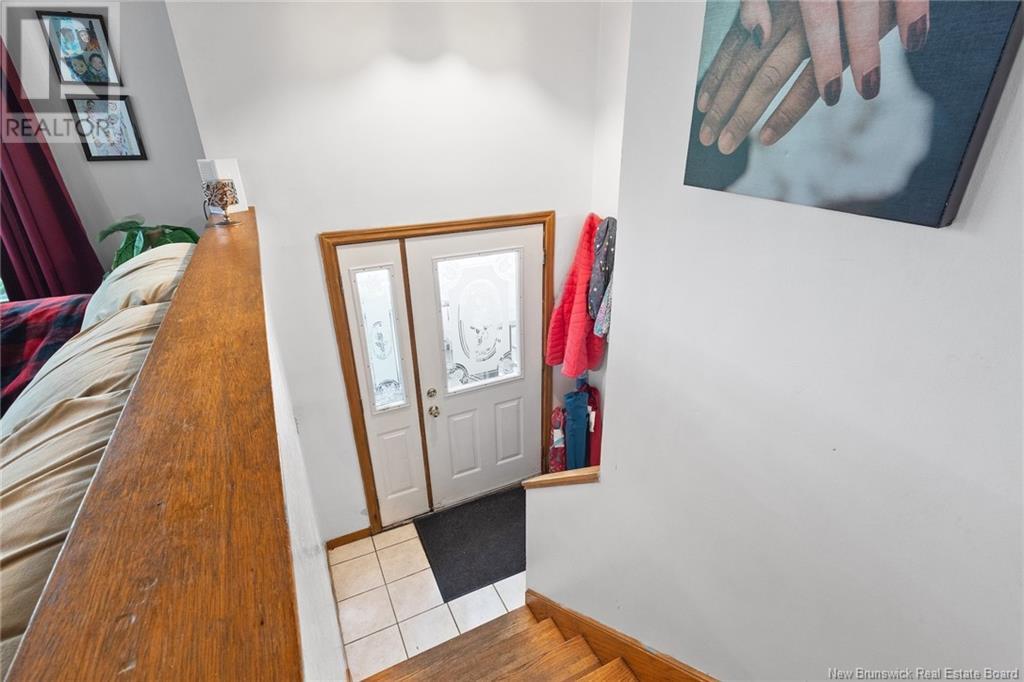 102 Montgomery Street, Fredericton, New Brunswick  E3B 2X1 - Photo 5 - NB120441