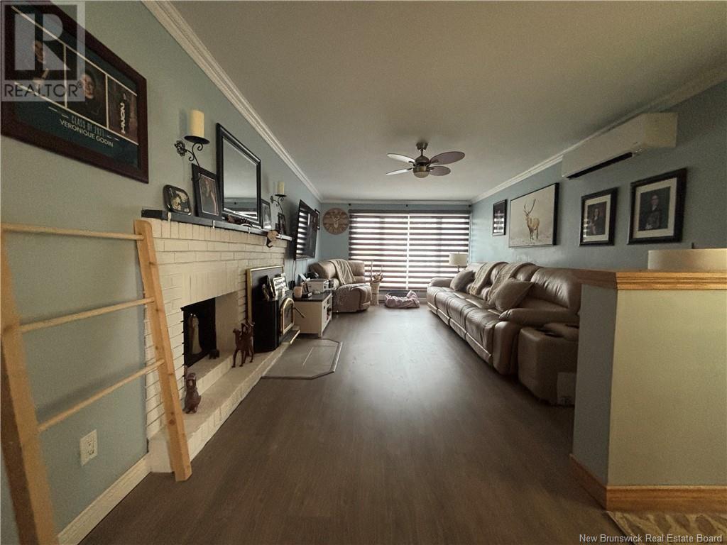 529 Rue Principale, Pointe-Verte, New Brunswick  E8J 3A2 - Photo 15 - NB120238