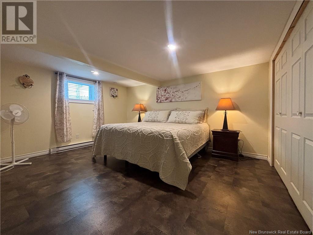 529 Rue Principale, Pointe-Verte, New Brunswick  E8J 3A2 - Photo 29 - NB120238