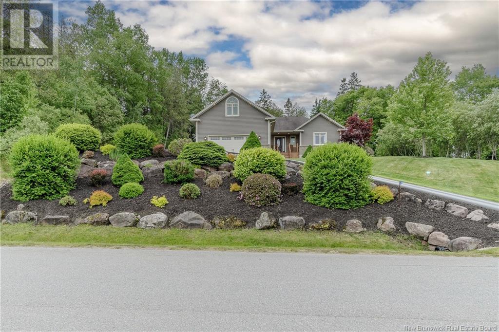26 Robert Ross Boulevard, Hampton, New Brunswick  E5N 0G2 - Photo 1 - NB120367