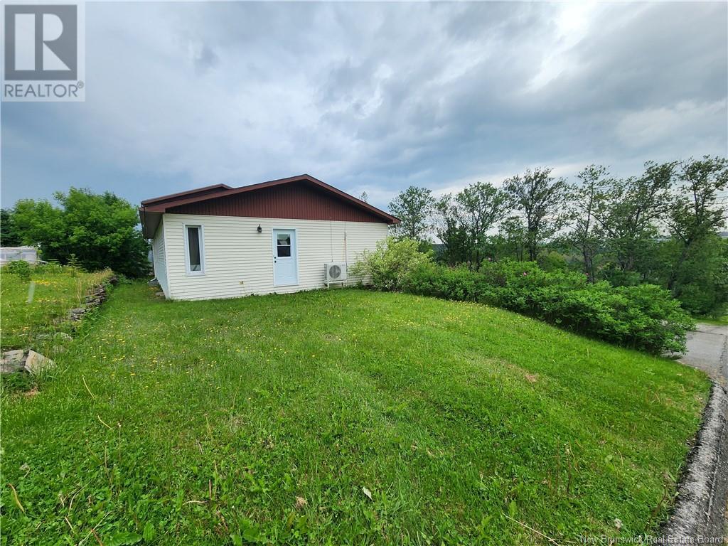 315 Bernier Street, Grand Falls, New Brunswick  E3Y 1E2 - Photo 49 - NB120695
