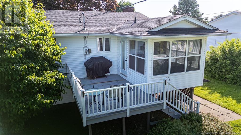 37 Oliver Crescent, New Maryland, New Brunswick  E3C 1E4 - Photo 3 - NB120659
