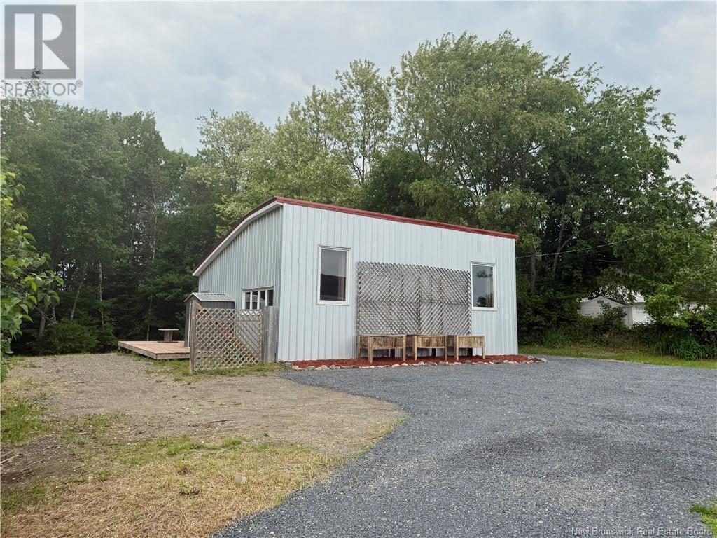 30 Beardsley Road, Lower Woodstock, New Brunswick  E7M 4A6 - Photo 2 - NB120657