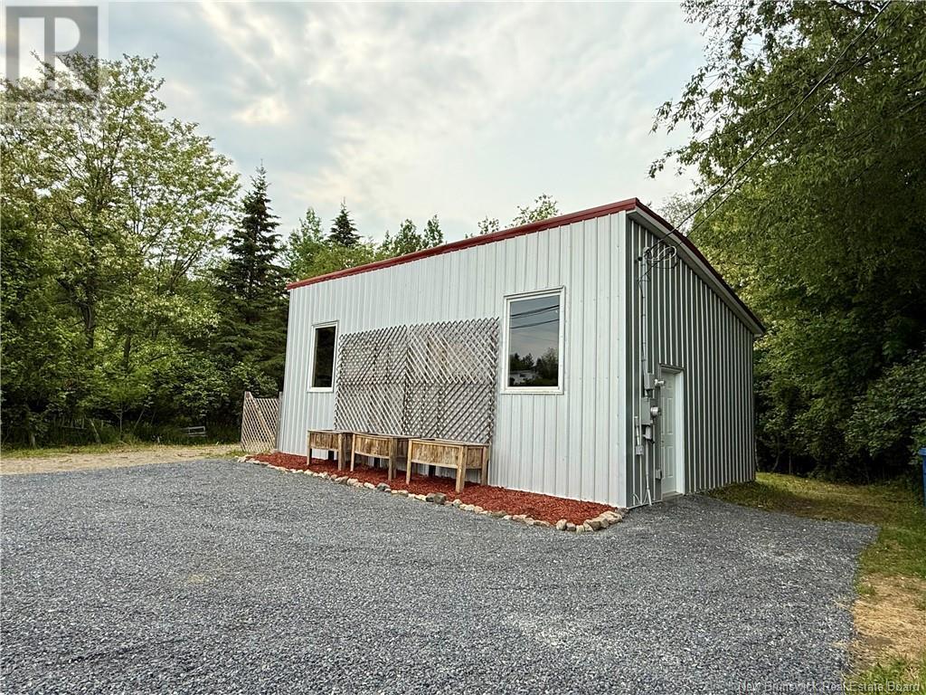 30 Beardsley Road, Lower Woodstock, New Brunswick  E7M 4A6 - Photo 3 - NB120657