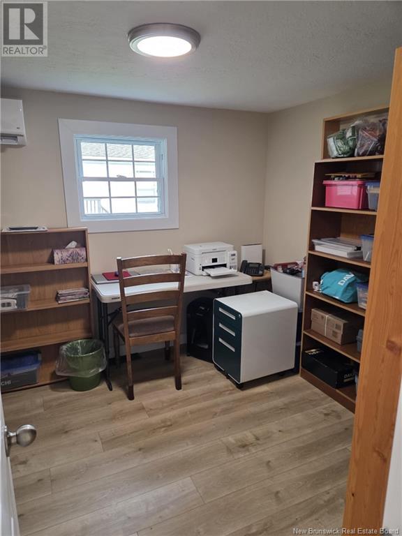 318 Governor Lane, Fredericton, New Brunswick  E3B 7K9 - Photo 11 - NB120693