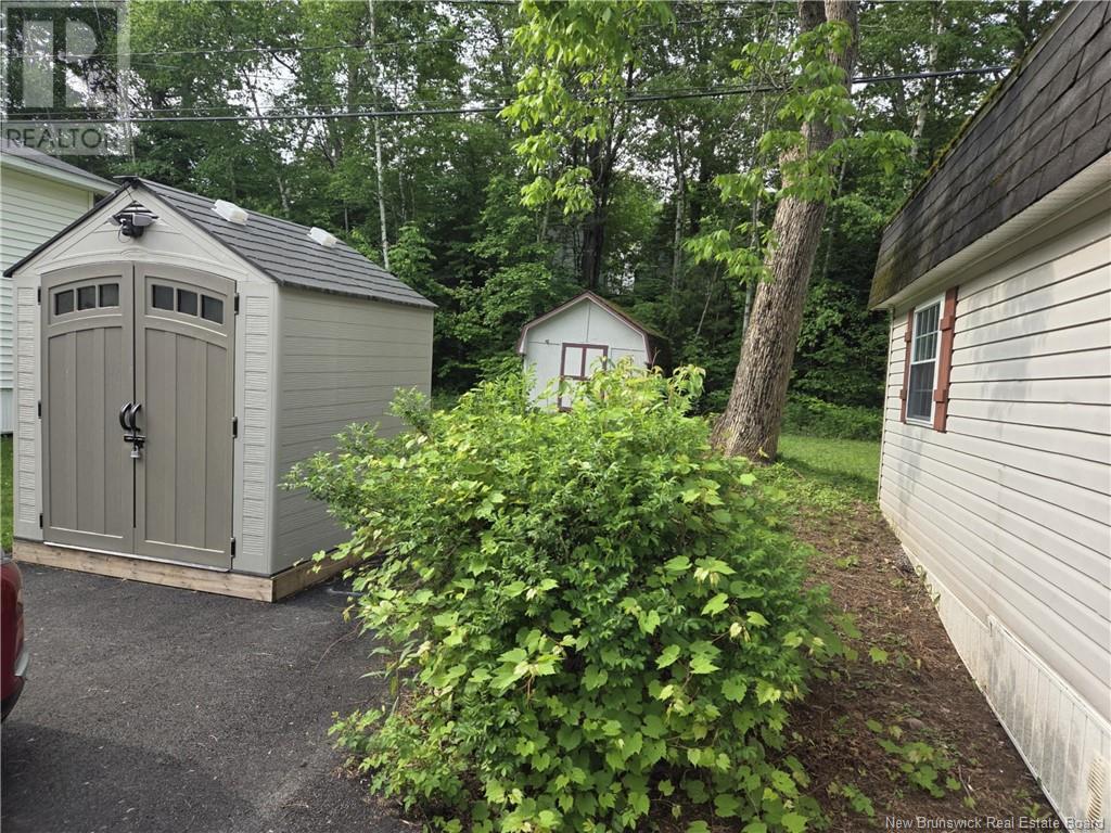 318 Governor Lane, Fredericton, New Brunswick  E3B 7K9 - Photo 14 - NB120693